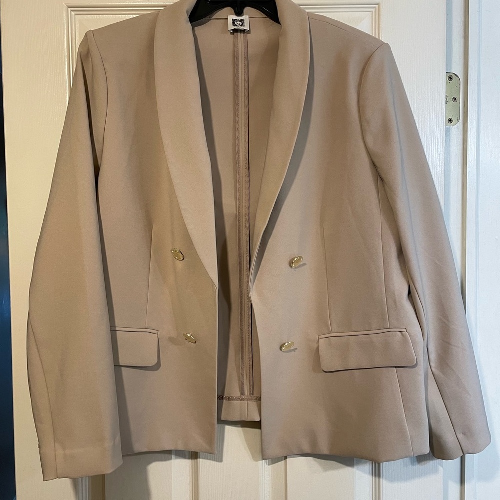Anne Klein Cream Blazer
